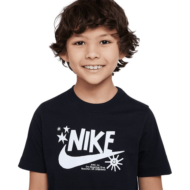 Camiseta Nike Sportswear Core Infantil Camiseta e na magicfeet