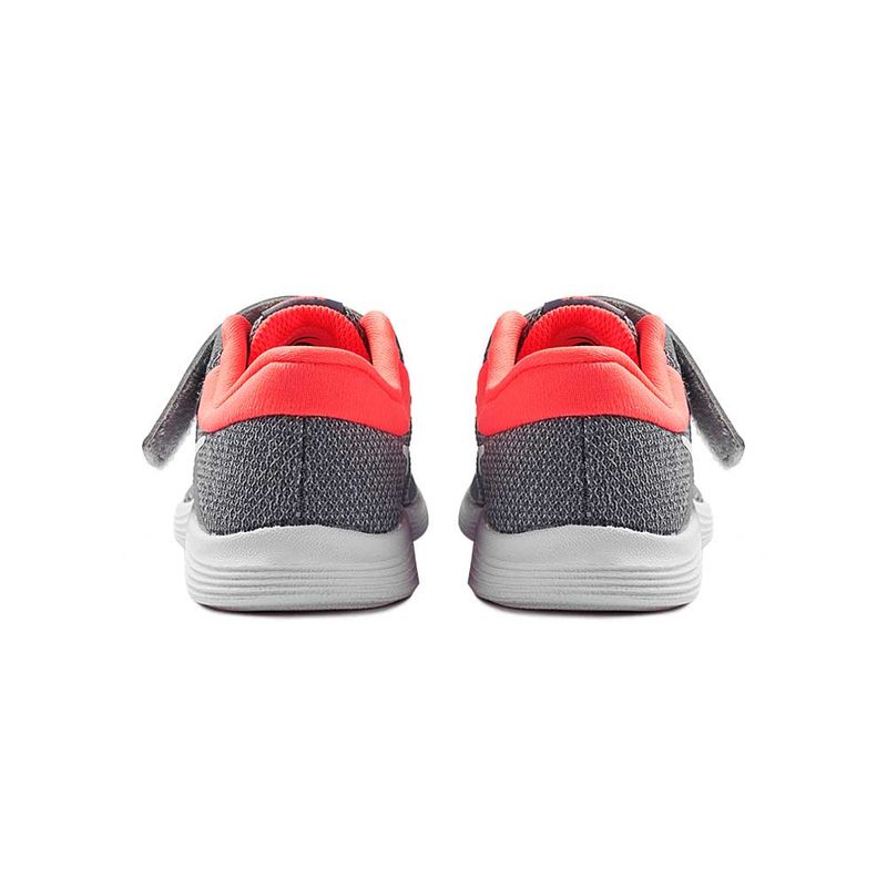 Tenis-Nike-Revolution-4-TDV-Infantil