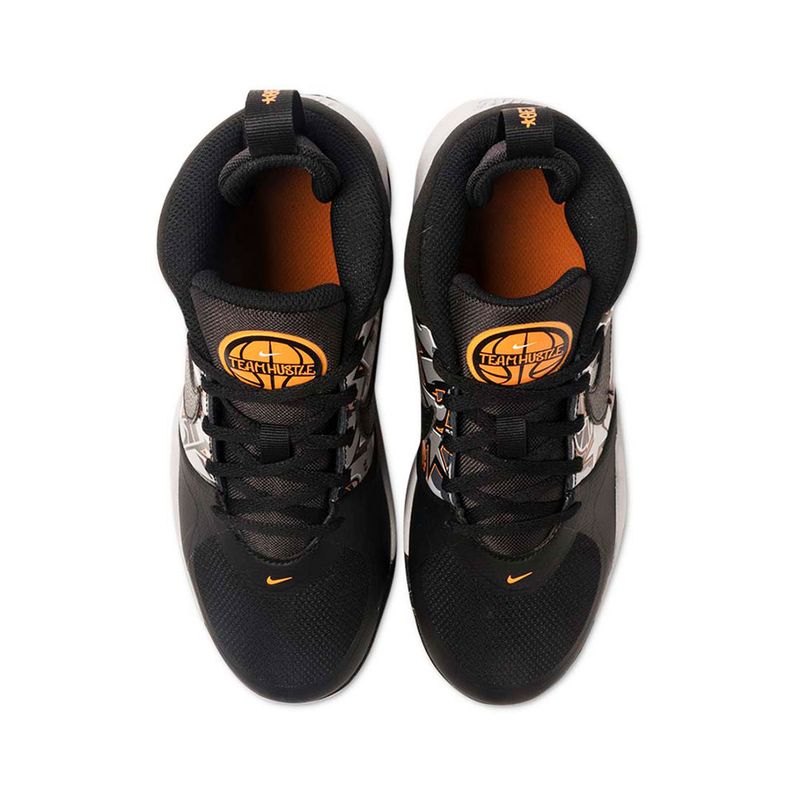 Tenis-Nike-Team-Hustle-D-9-GS-Infantil