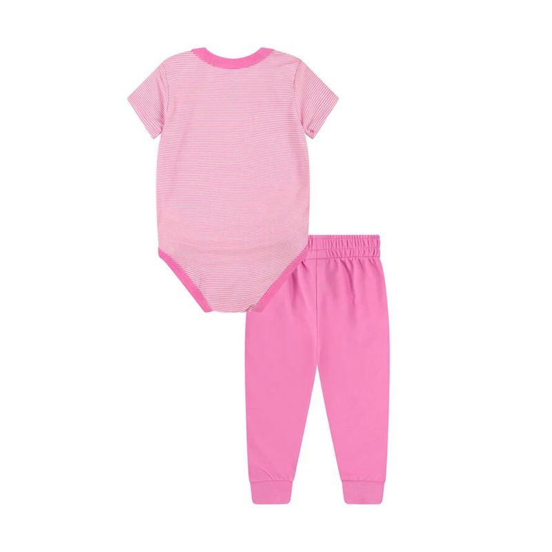 Conjunto-Nike-Infantil