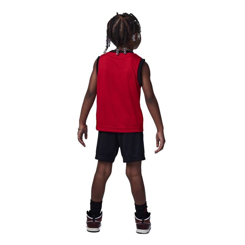 Conjunto-Jordan-23-Infantil