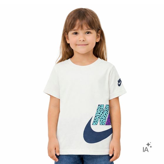 Camiseta Nike Wild Warmth Infantil