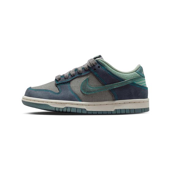 Tênis Nike Dunk Low LV8 1 Infantil